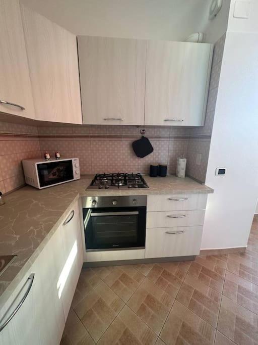 Appartement Centocelle, Metro C Luminoso Quadrilocale *